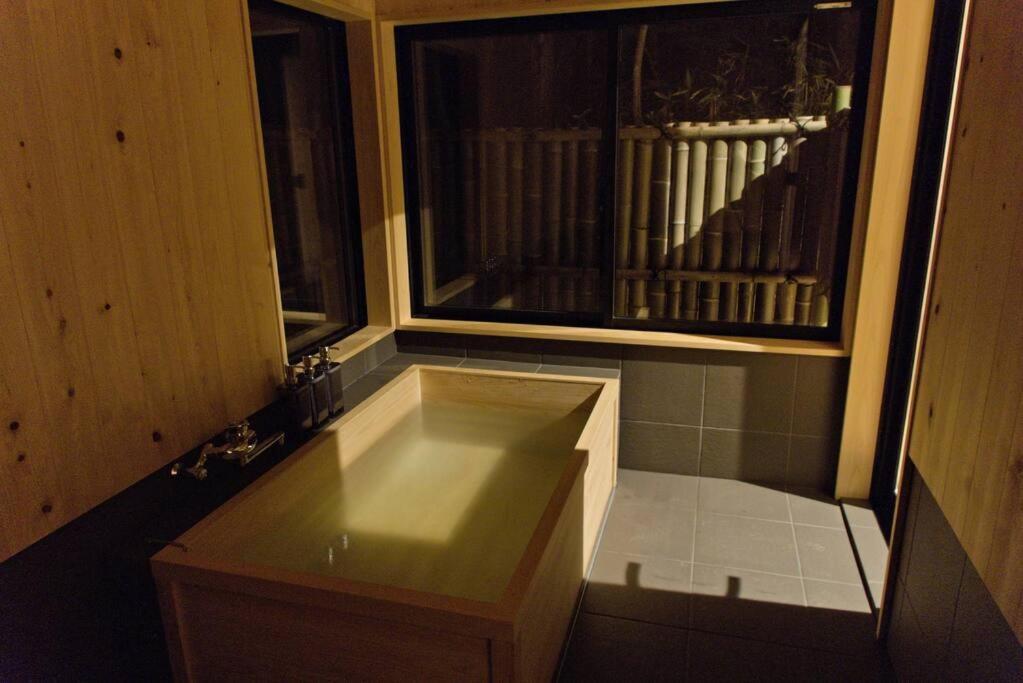 Hinoki No Ie - Cottage With Natural Hot Spring In A Cypress Bathtub Shika Dış mekan fotoğraf